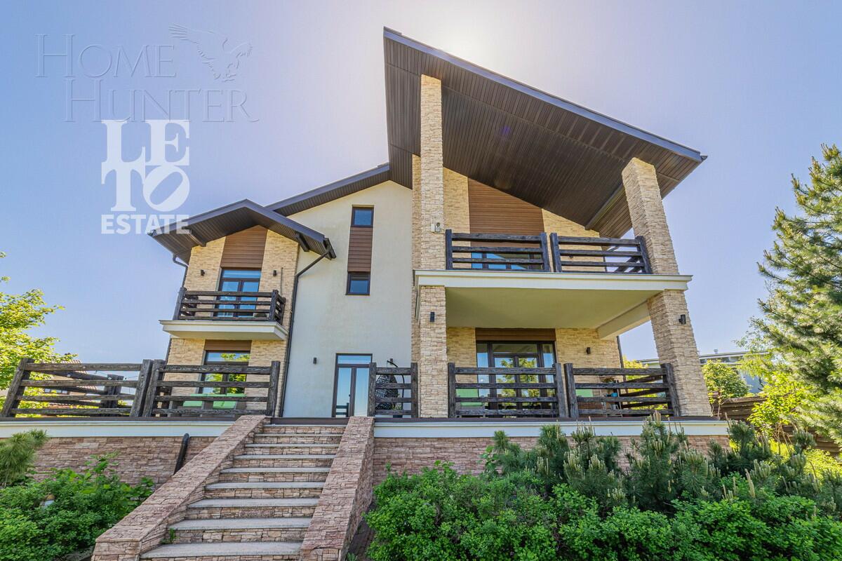 2-этажный коттедж 702.5 м² с отделкой