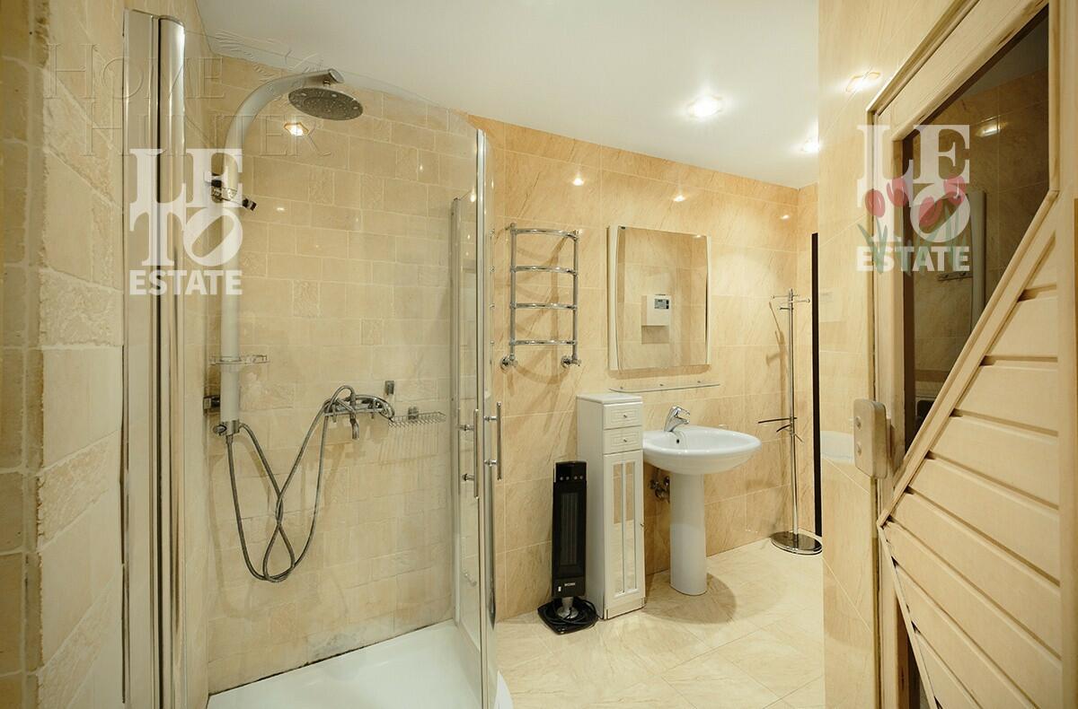 3-этажный коттедж 520 м² с отделкой