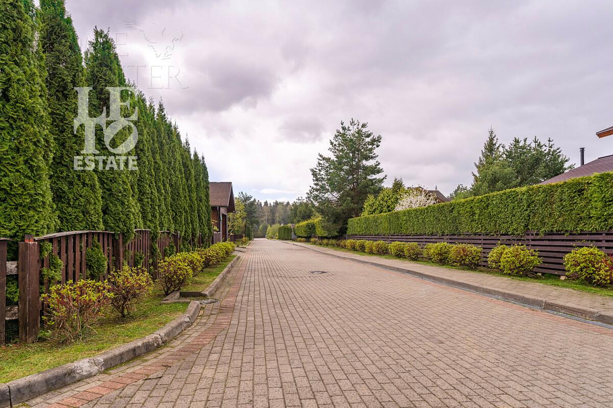 2-этажный коттедж 289 м² без отделки