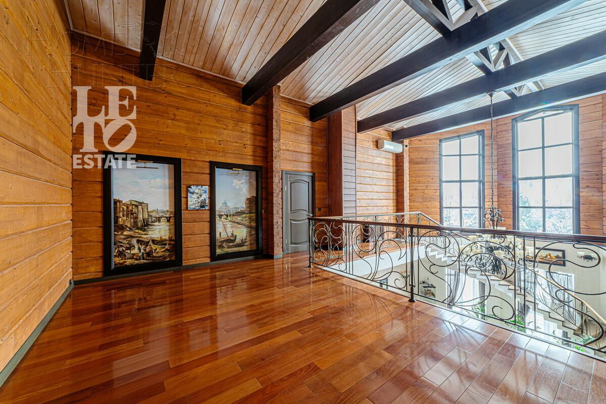 2-этажный коттедж 800 м² с отделкой