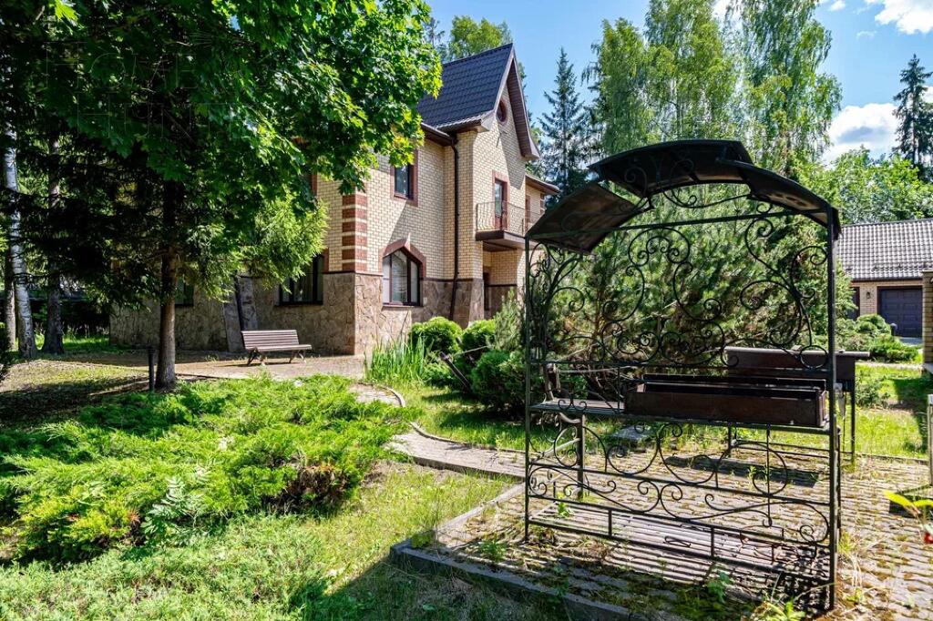 2-этажный коттедж 342 м² с отделкой