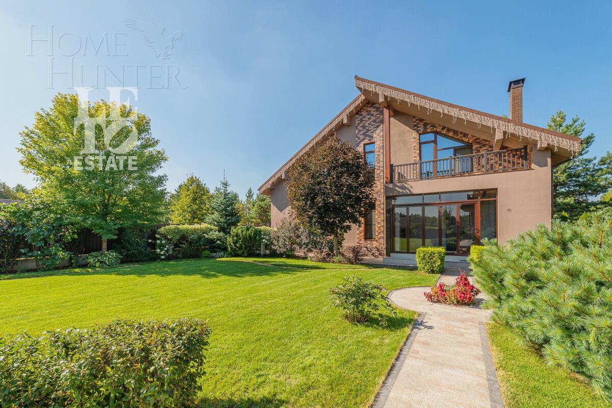 2-этажный коттедж 699 м² с отделкой