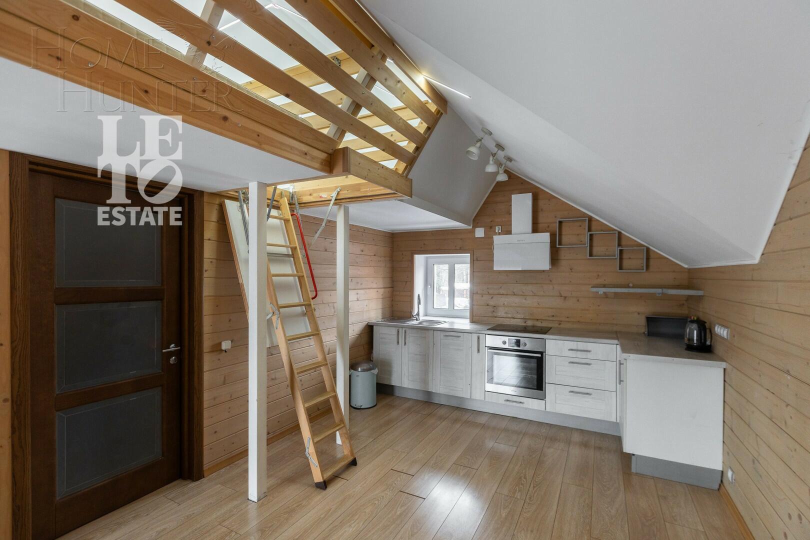 3-этажный коттедж 950 м² без отделки