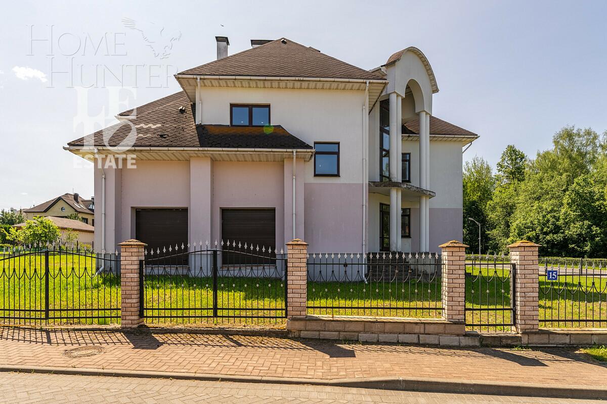 2-этажный коттедж 820 м² без отделки