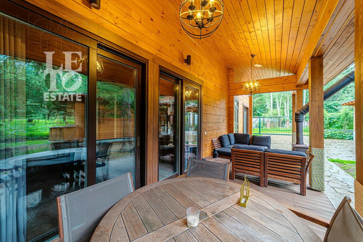 2-этажный коттедж 360 м² с отделкой