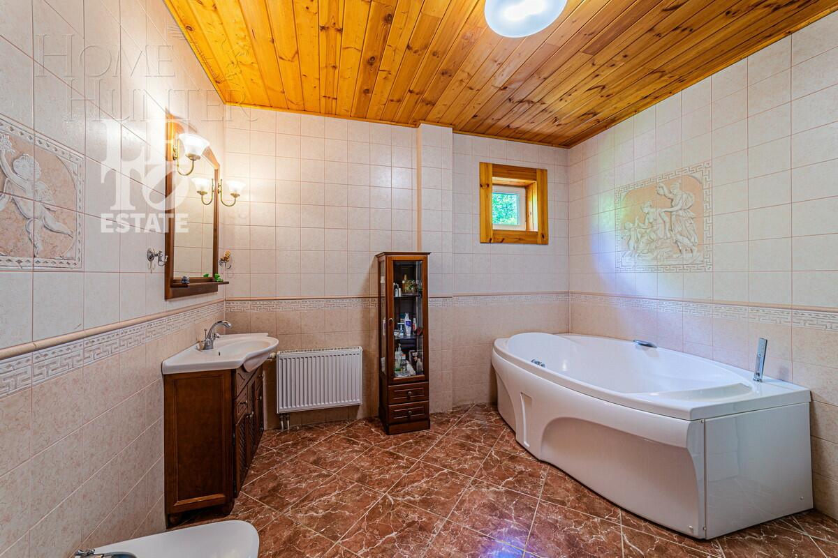 2-этажный коттедж 250.6 м² с отделкой