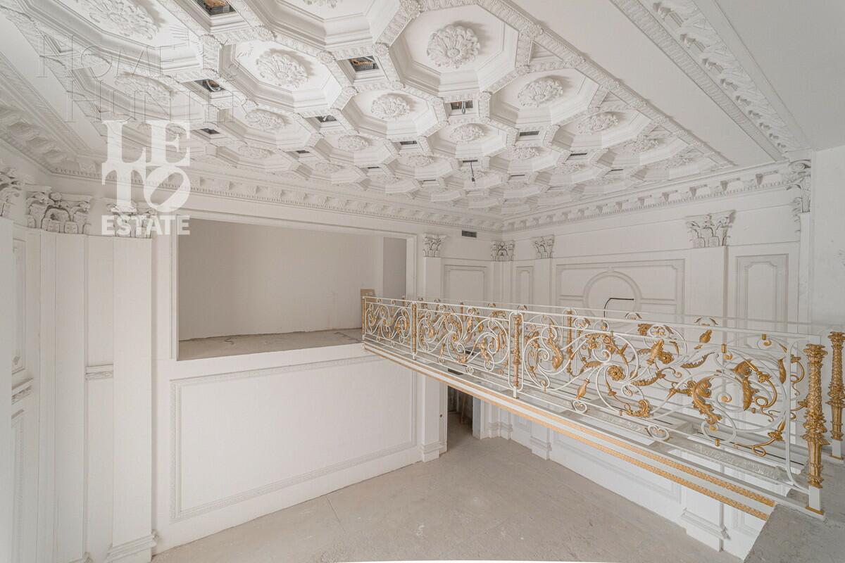 3-этажный коттедж 4 000 м² с отделкой