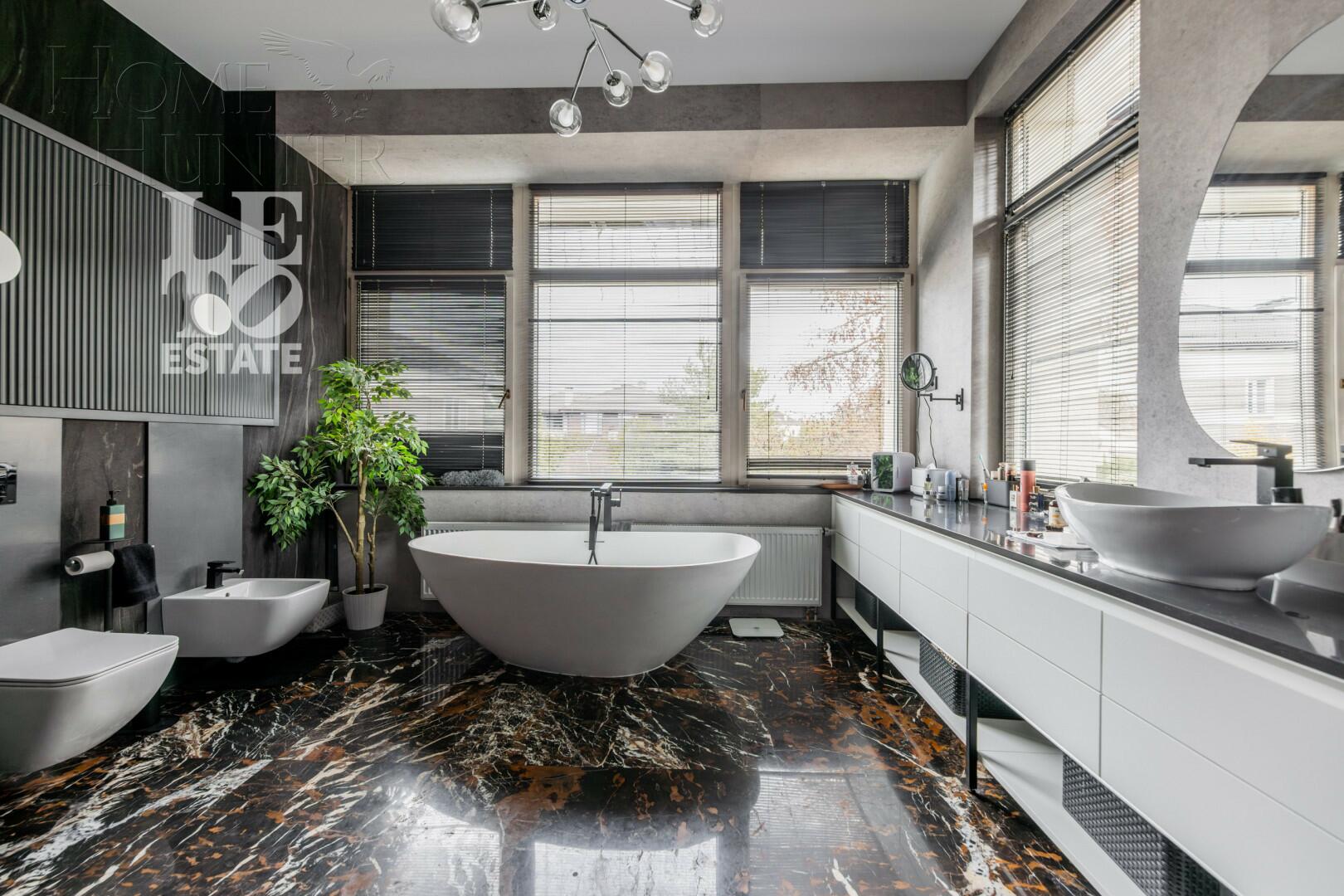 2-этажный коттедж 810 м² с отделкой