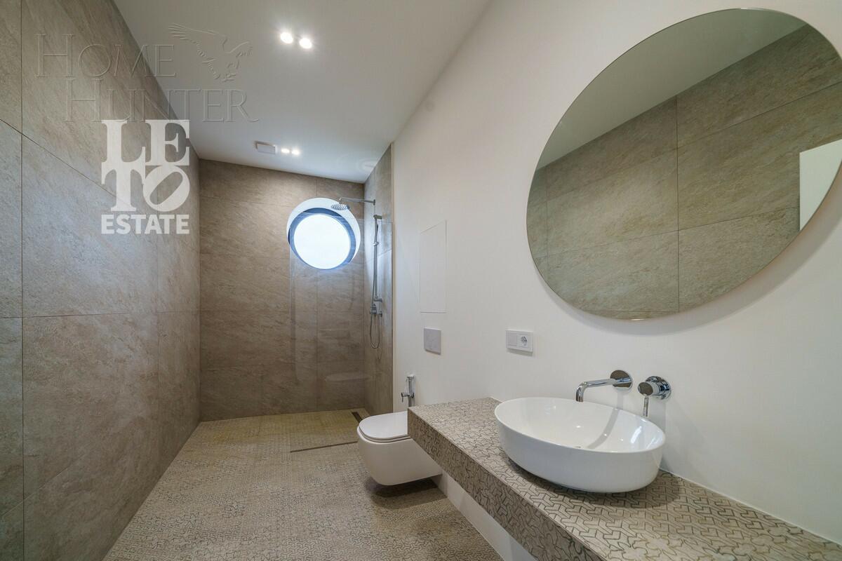 2-этажный коттедж 530 м² с отделкой