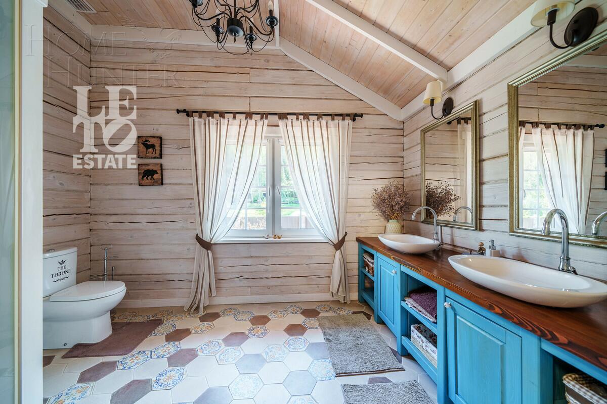 2-этажный коттедж 455 м² с отделкой