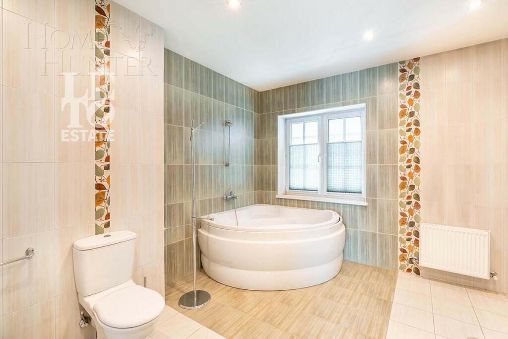 2-этажный коттедж 3 817 м² с отделкой