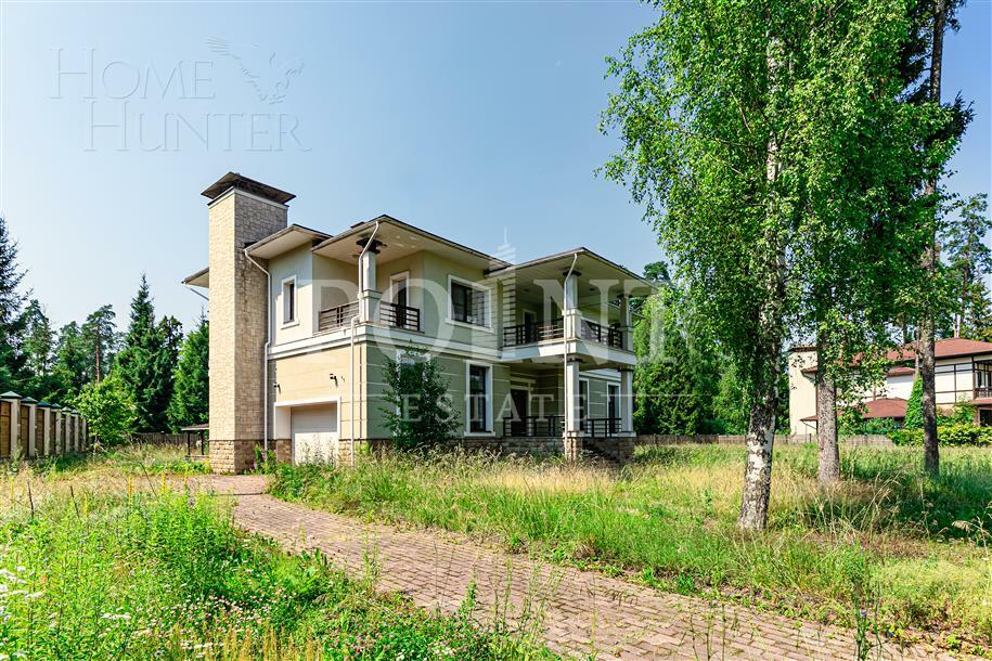 2-этажный коттедж 640 м² с отделкой