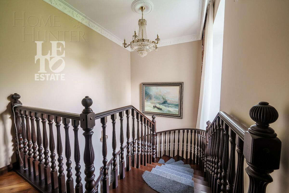 2-этажный коттедж 848 м² без отделки