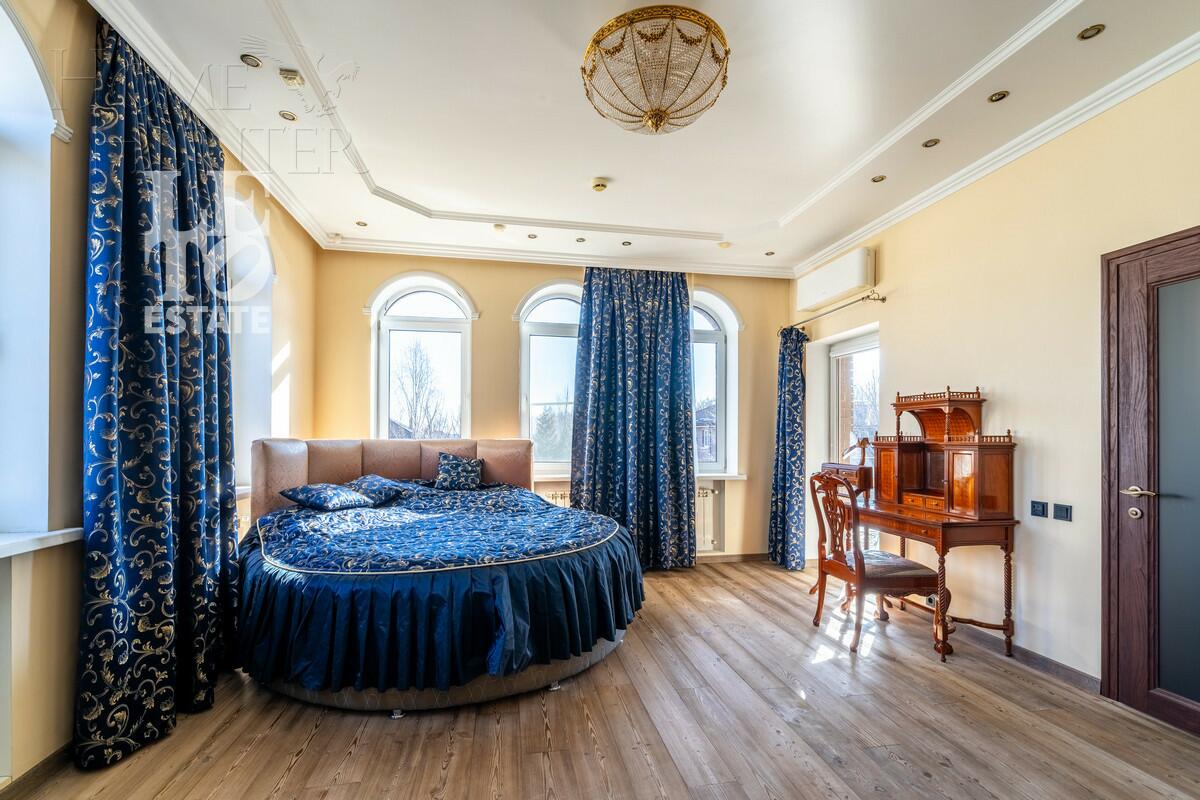 2-этажный коттедж 461.4 м² с отделкой