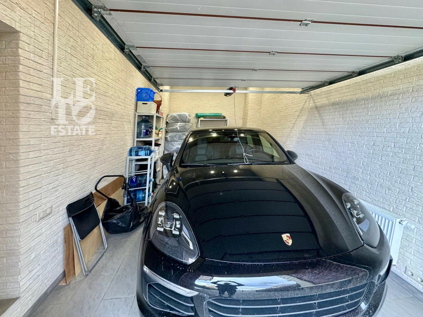 3-этажный таунхаус 293 м² с отделкой