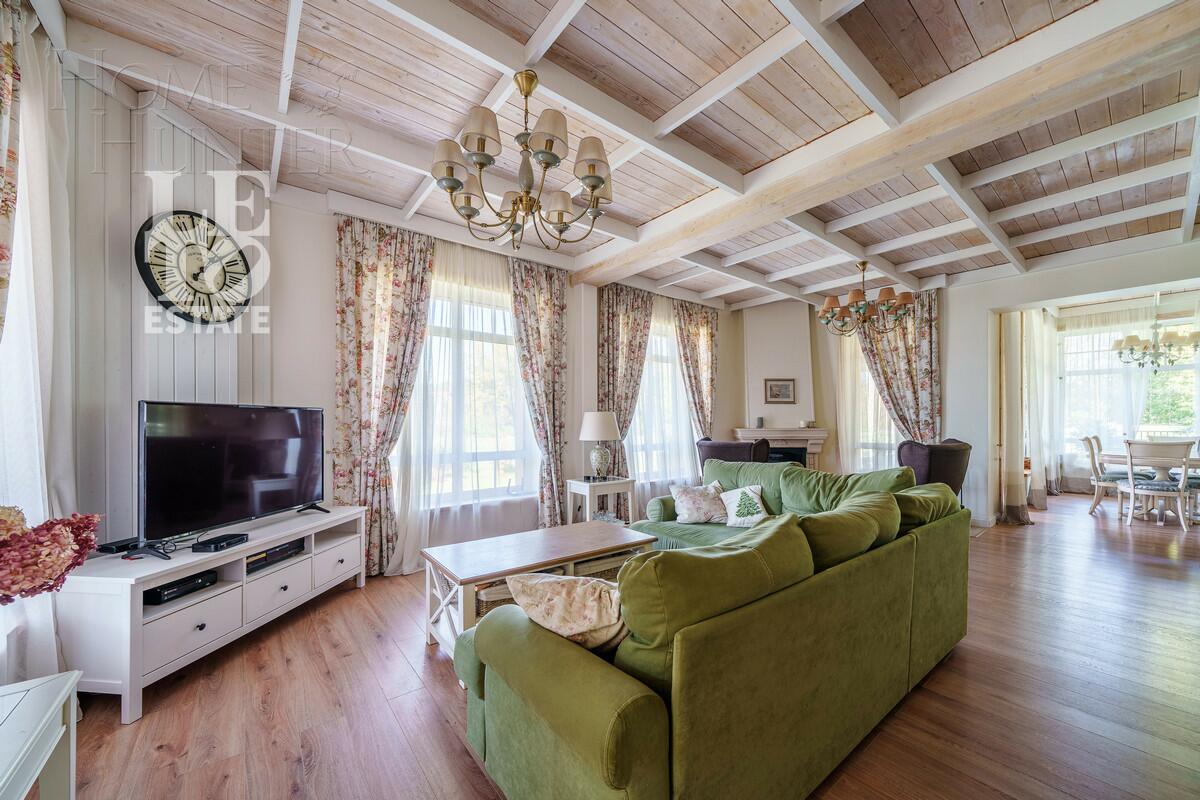 2-этажный коттедж 455 м² с отделкой