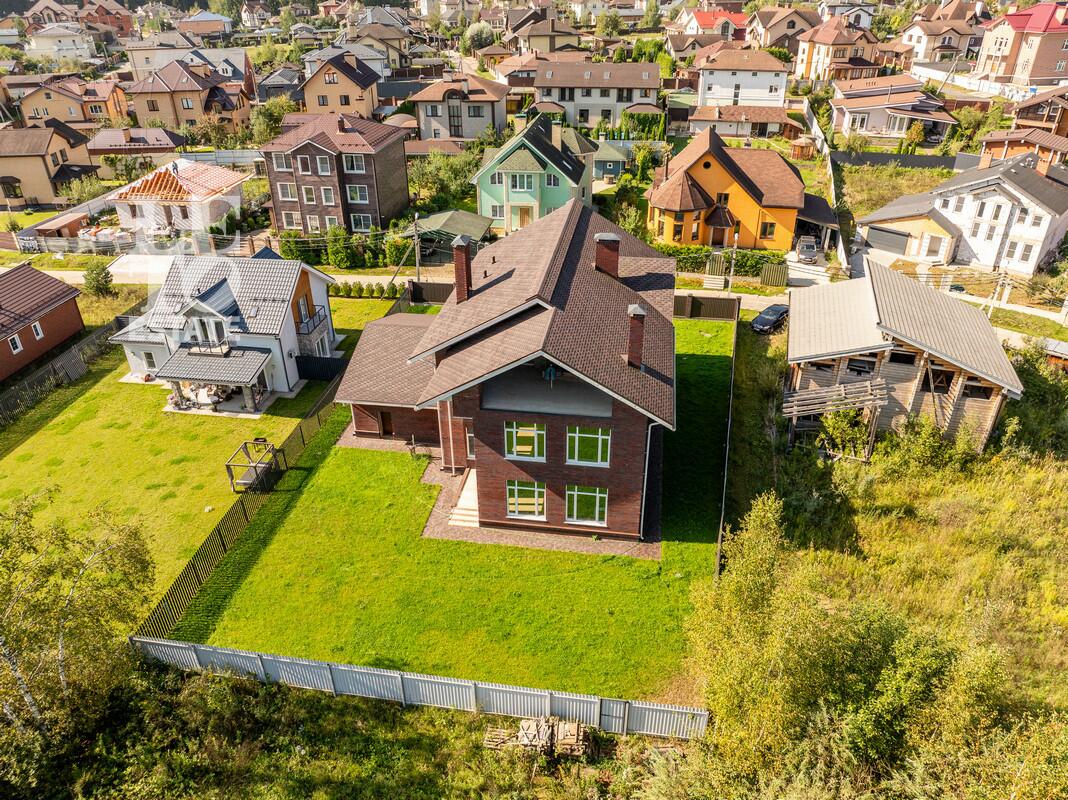 2-этажный коттедж 500 м² без отделки