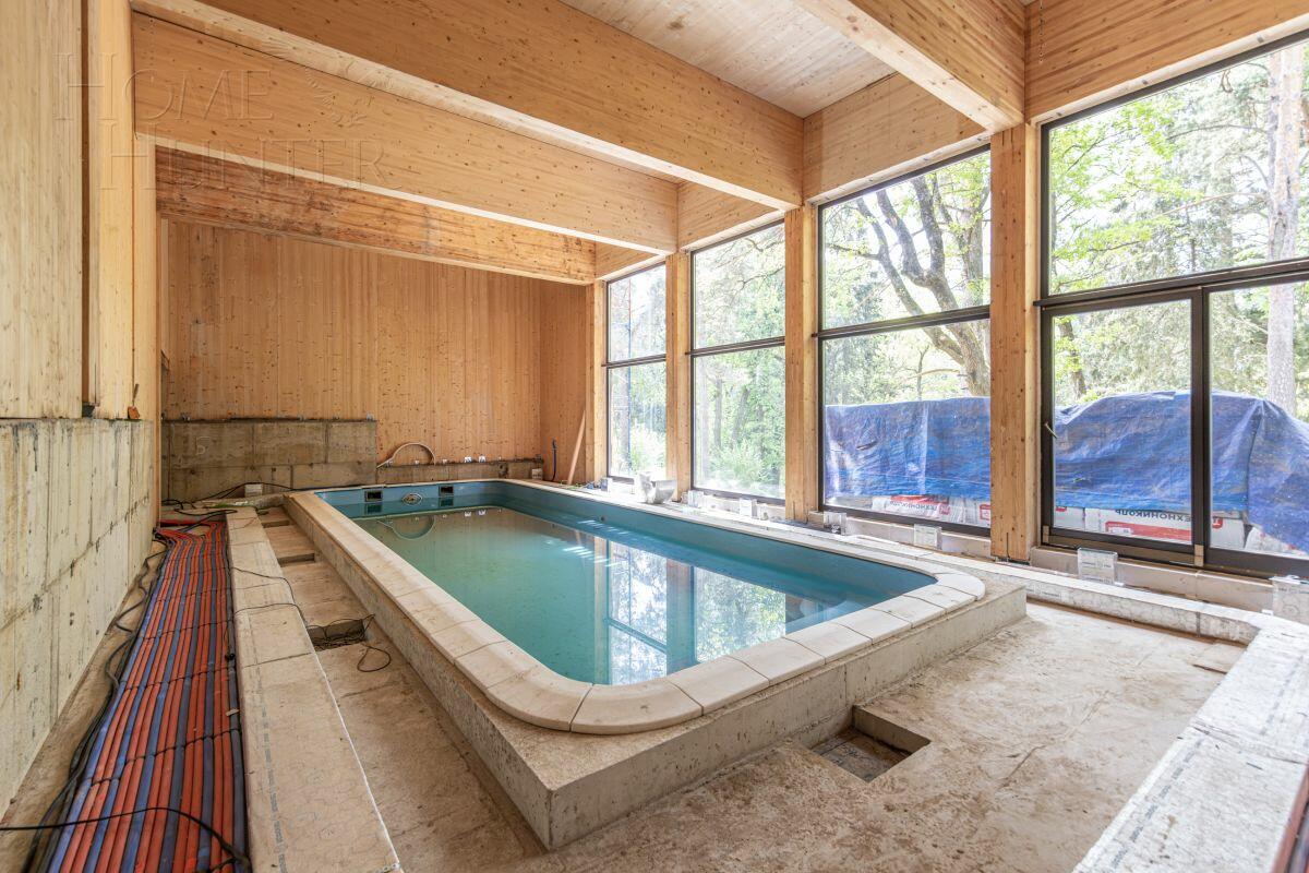 2-этажный коттедж 1 050 м² без отделки