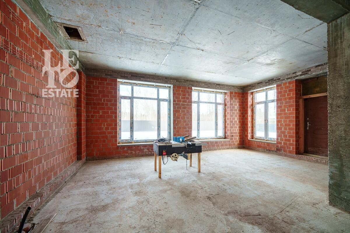 2-этажный коттедж 500 м² без отделки