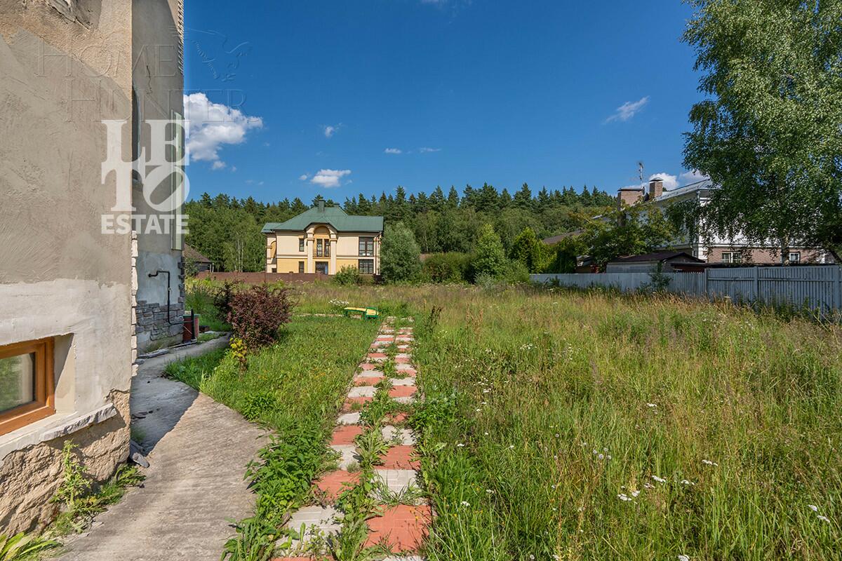 2-этажный коттедж 1 028 м² с отделкой