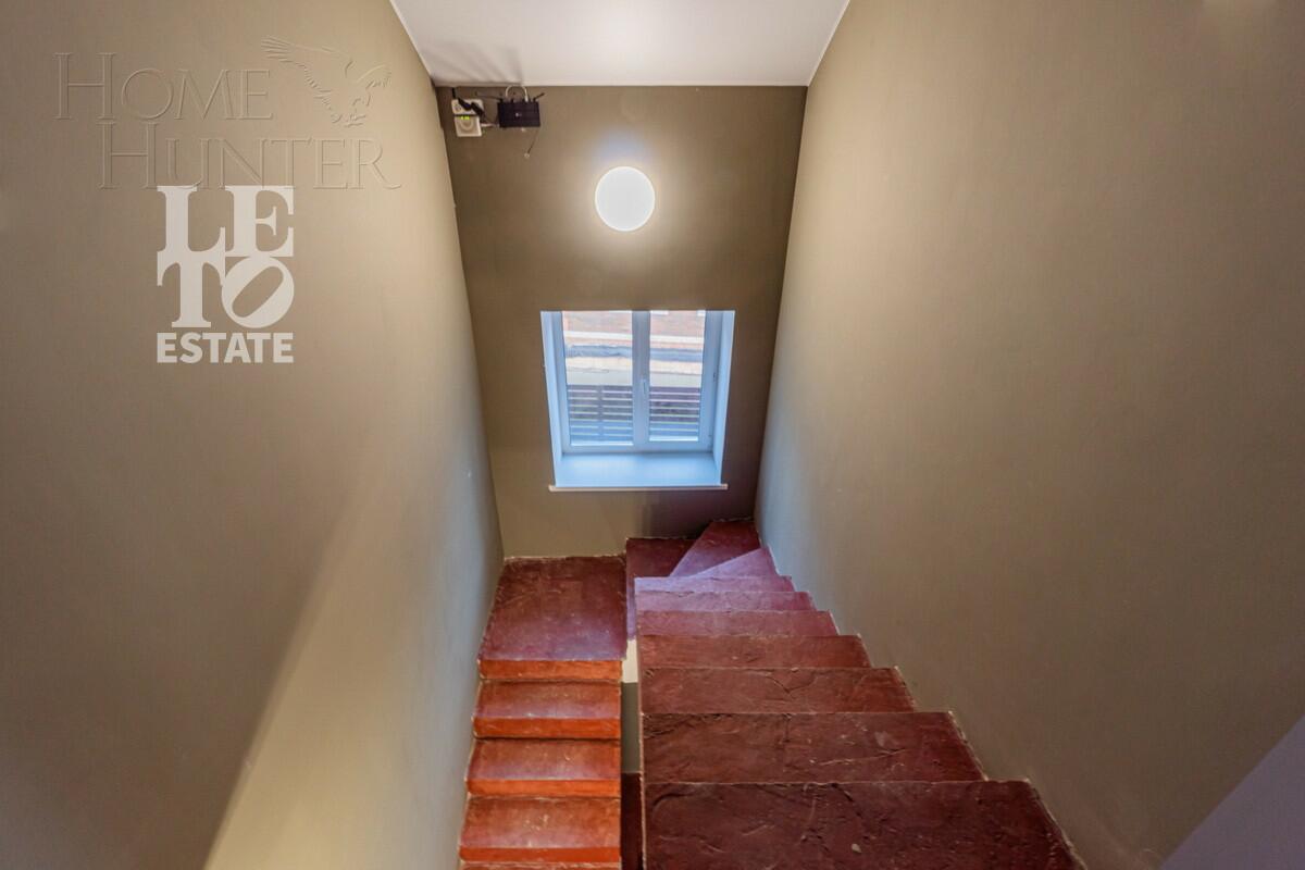 2-этажный коттедж 250 м² с отделкой