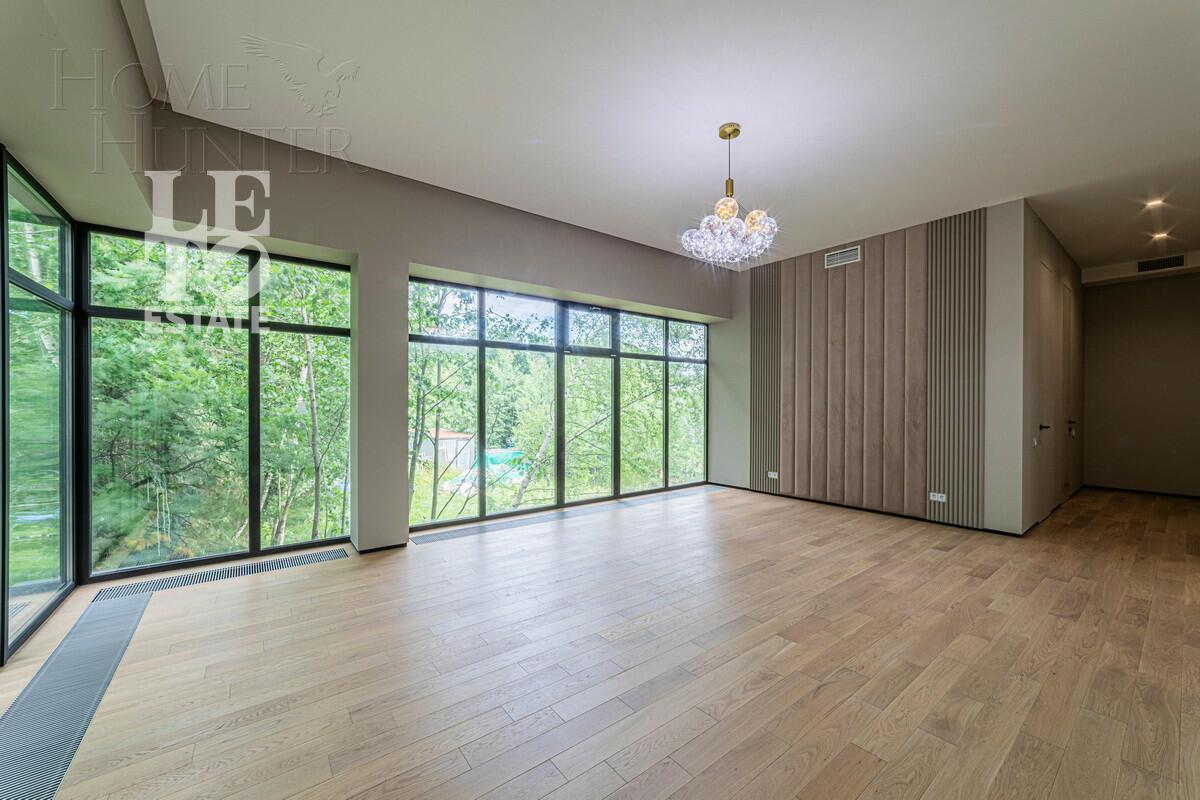 2-этажный коттедж 720 м² с отделкой