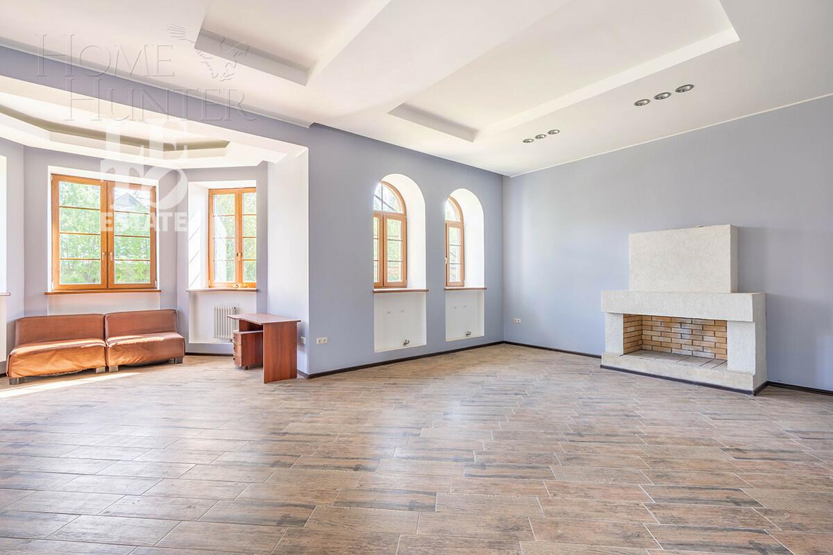 2-этажный коттедж 1 028 м² с отделкой