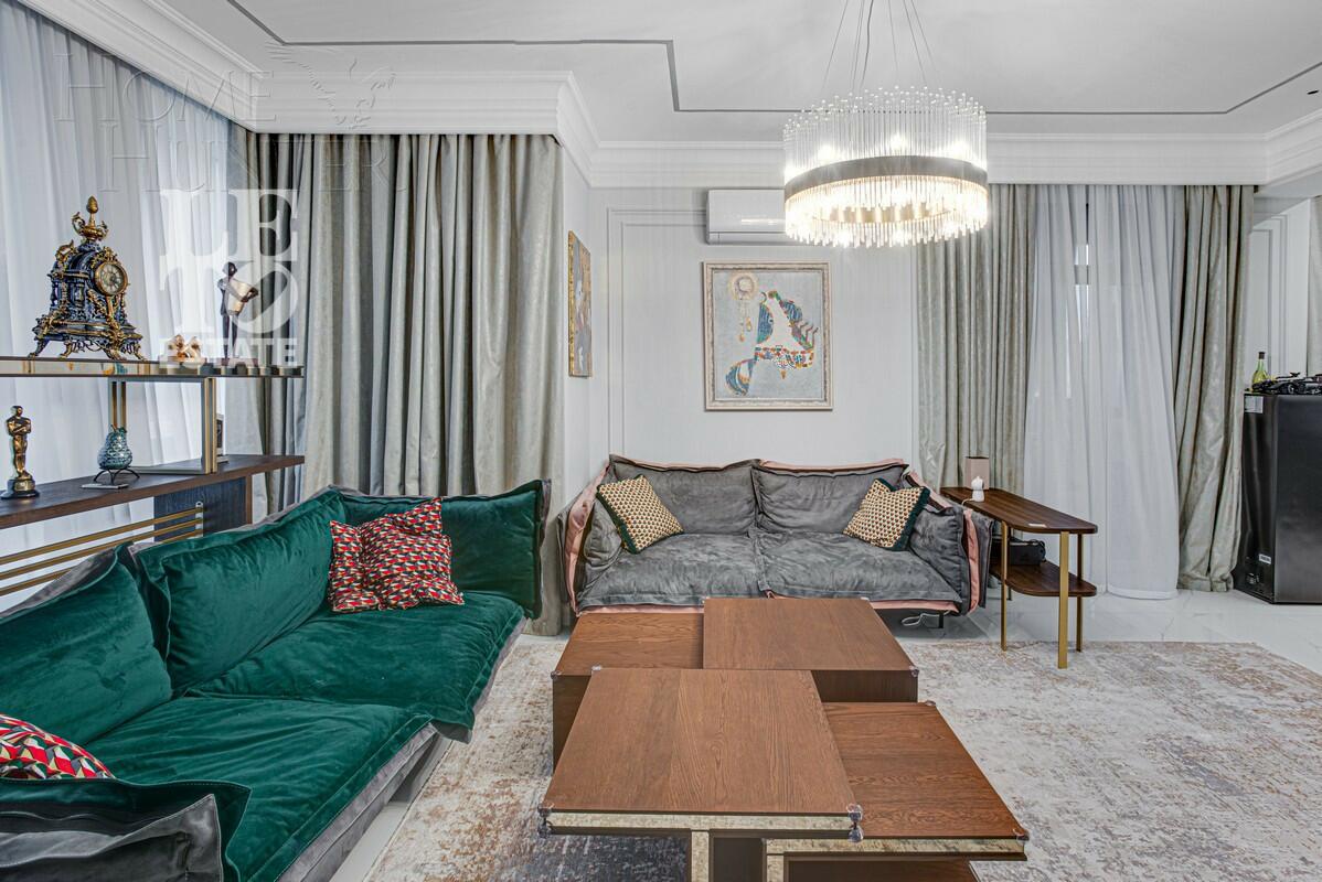 2-этажный коттедж 275 м² с отделкой