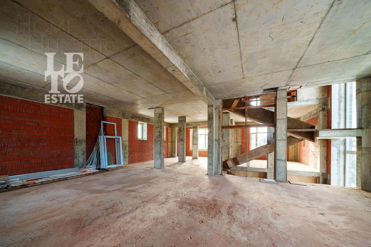 2-этажный коттедж 500 м² без отделки