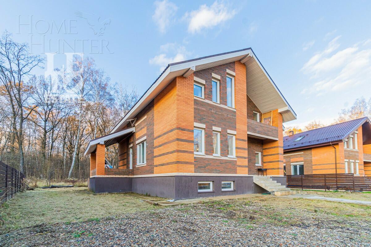 2-этажный коттедж 250 м² с отделкой