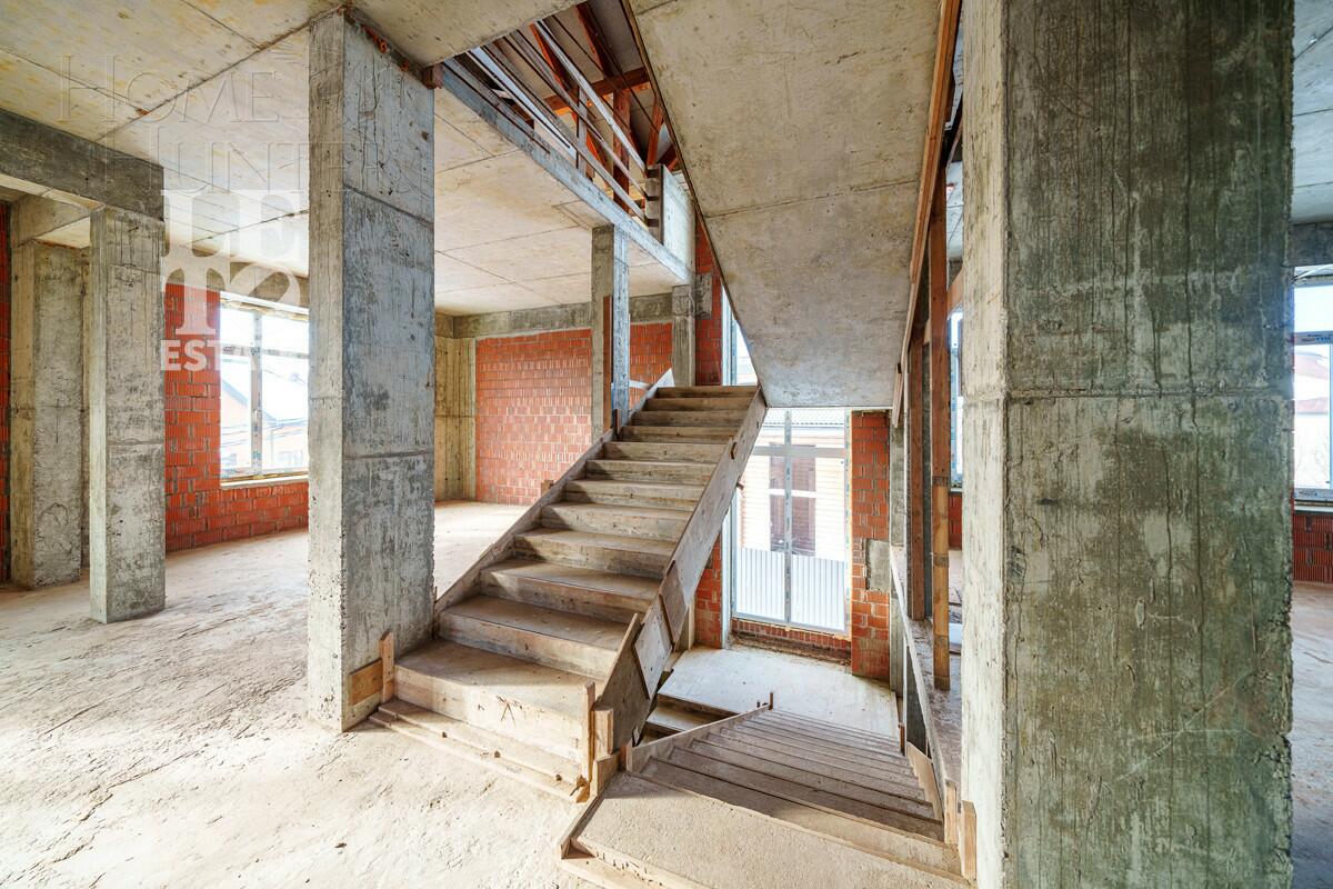 2-этажный коттедж 500 м² без отделки