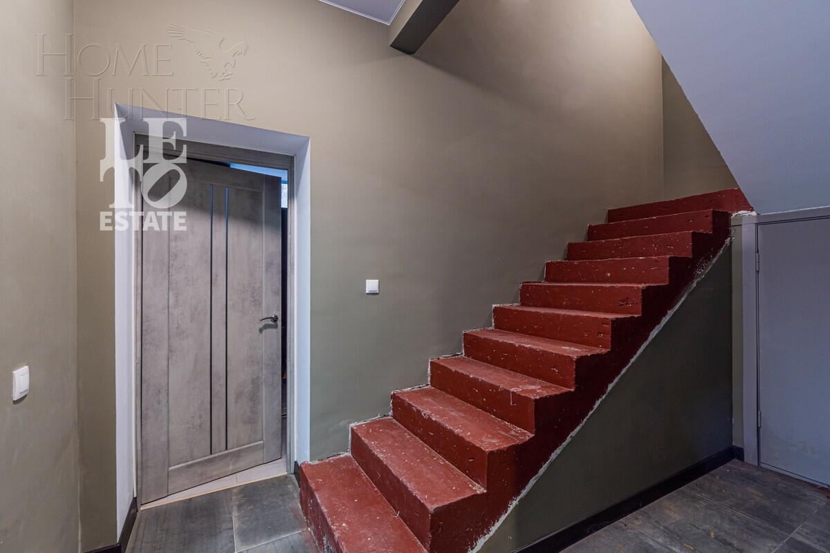 2-этажный коттедж 250 м² с отделкой