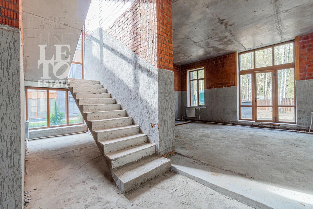 2-этажный коттедж 265 м² без отделки