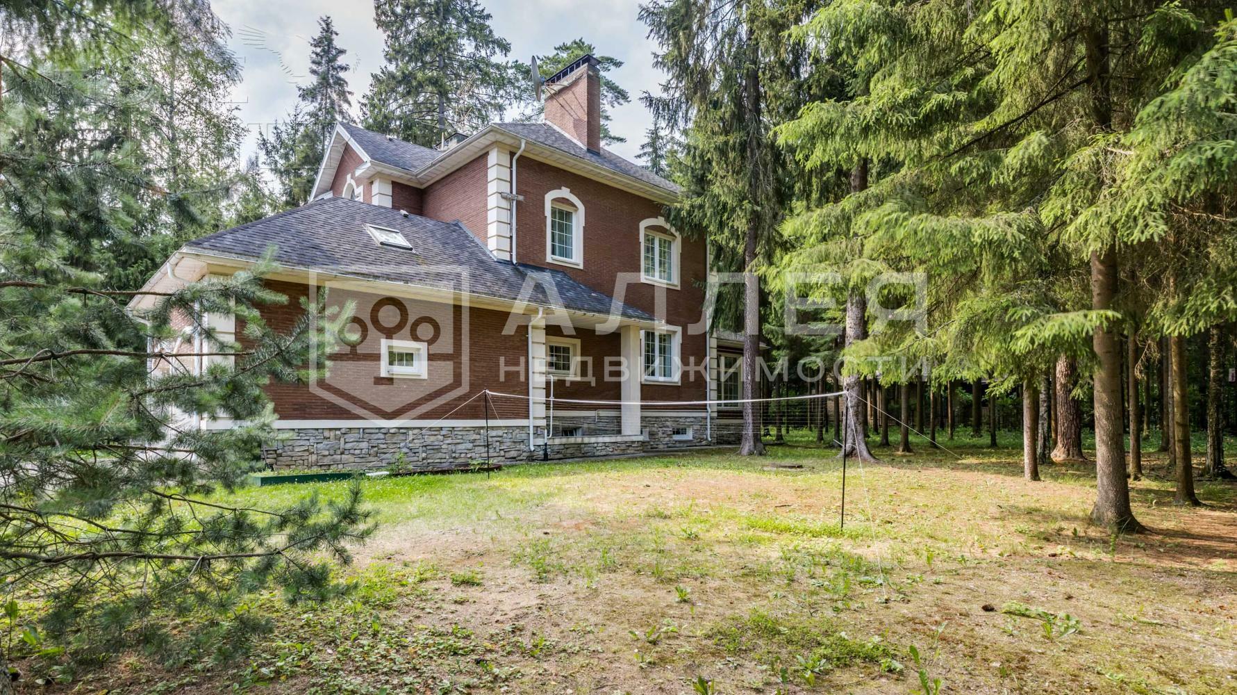 2-этажный коттедж 350 м² с отделкой