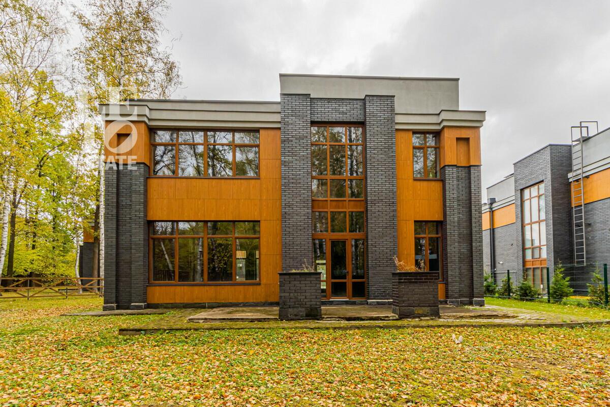 2-этажный коттедж 265 м² без отделки