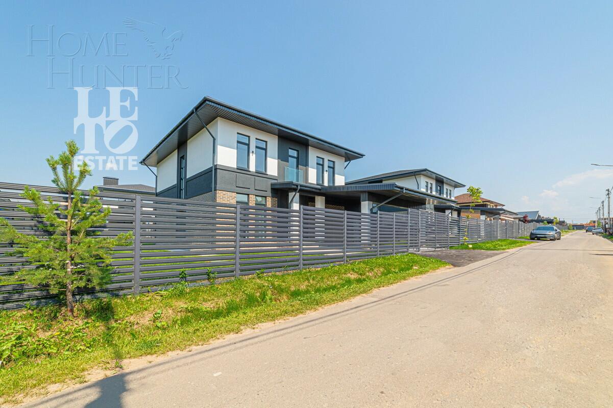 2-этажный коттедж 238.4 м² с отделкой