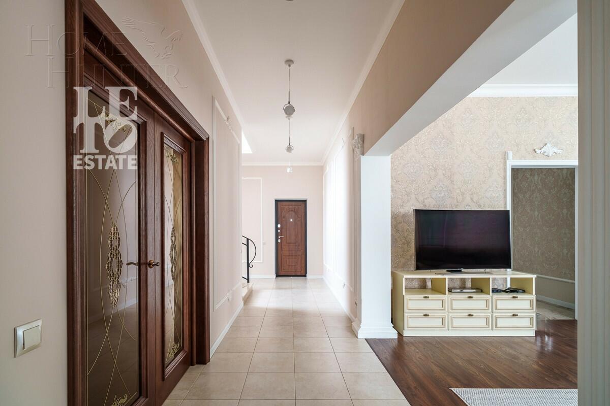 2-этажный коттедж 310.2 м² с отделкой