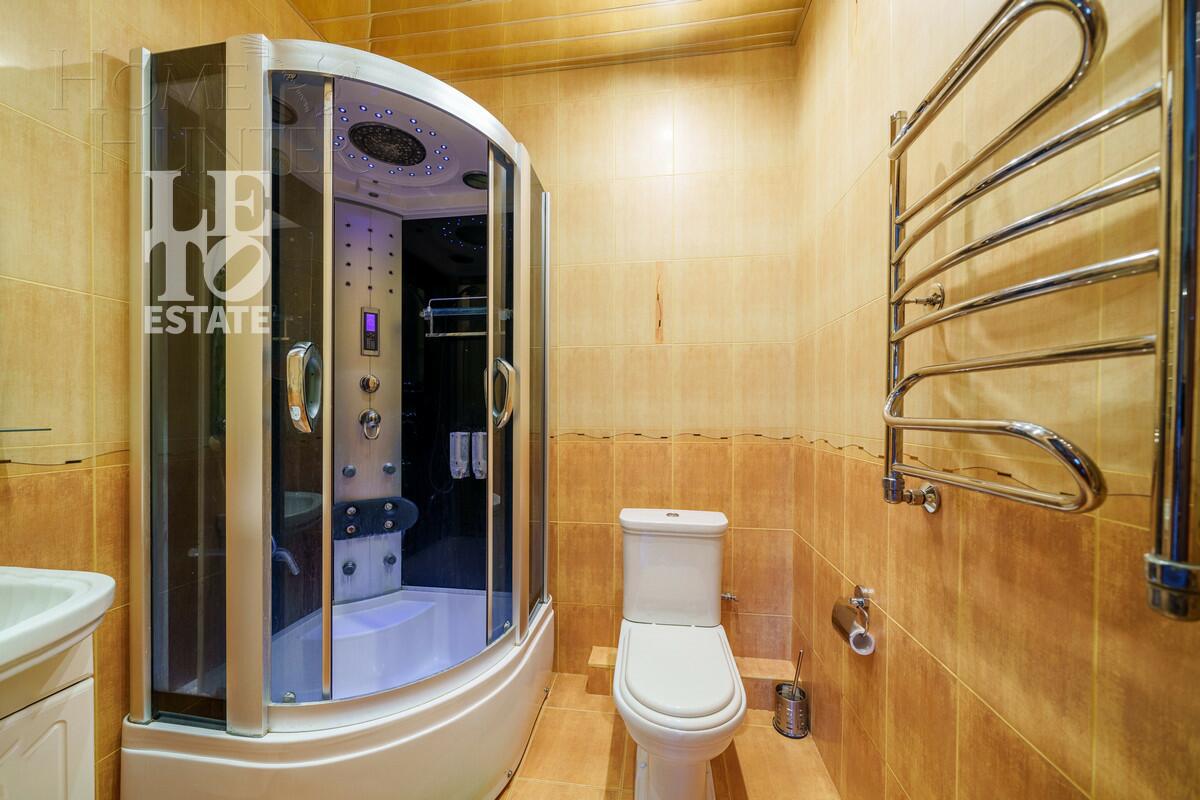 2-этажный коттедж 330 м² с отделкой