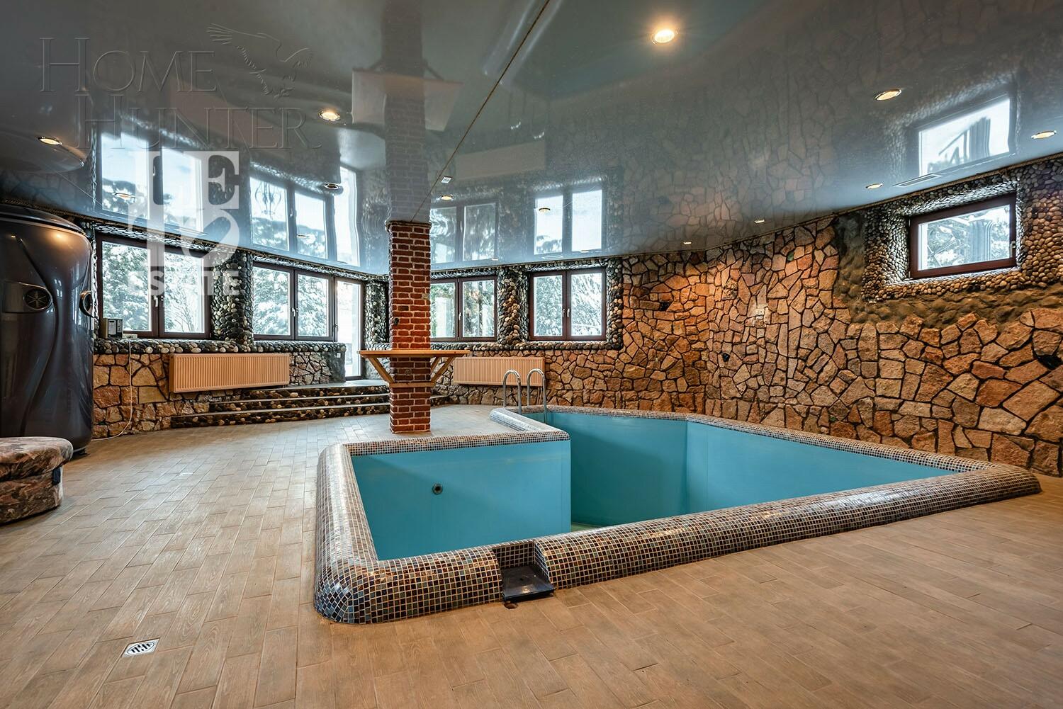 2-этажный коттедж 479.7 м² с отделкой