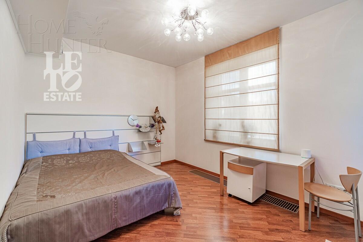 3-этажный коттедж 692.6 м² с отделкой