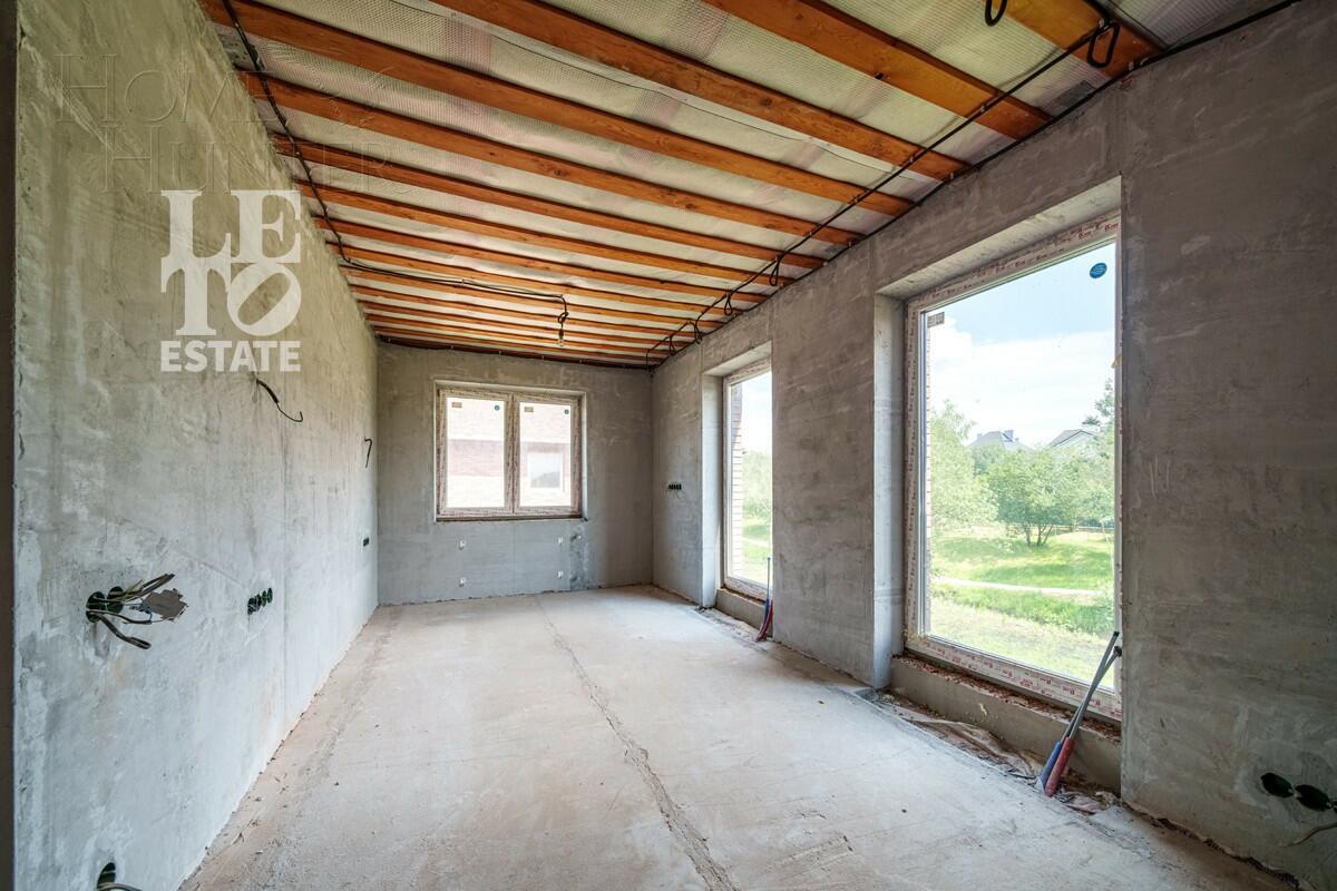 2-этажный коттедж 398.2 м² без отделки