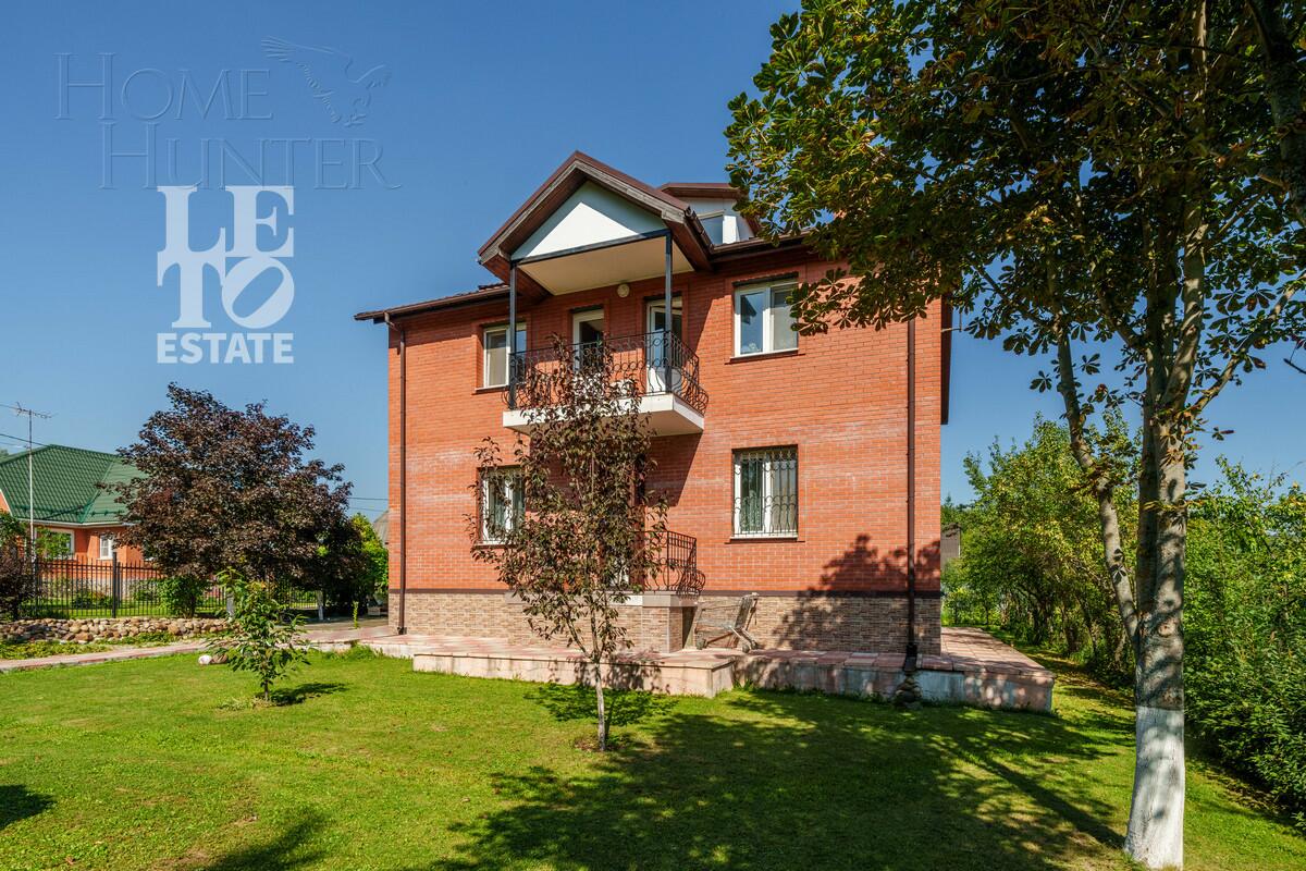 2-этажный коттедж 330 м² с отделкой