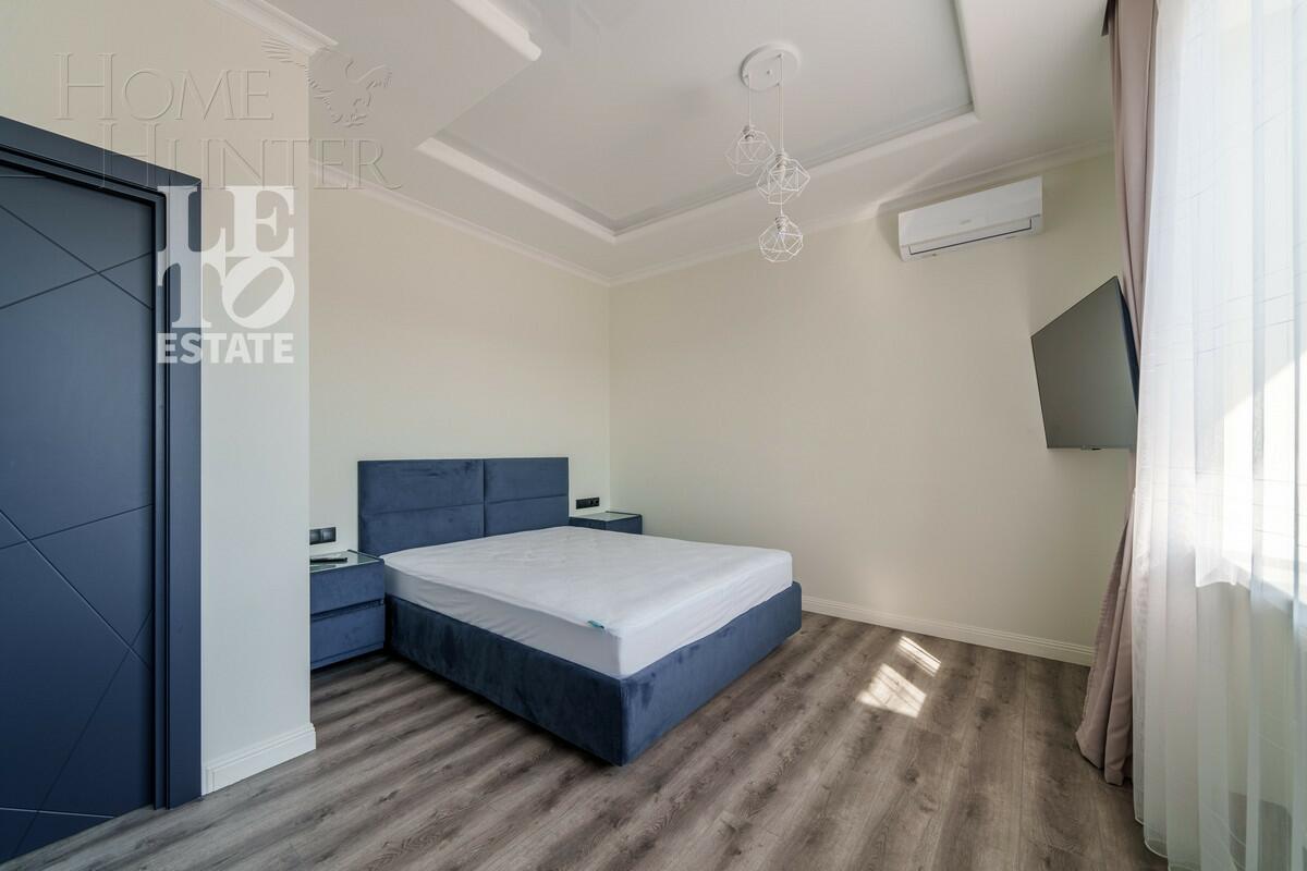 2-этажный коттедж 244 м² с отделкой