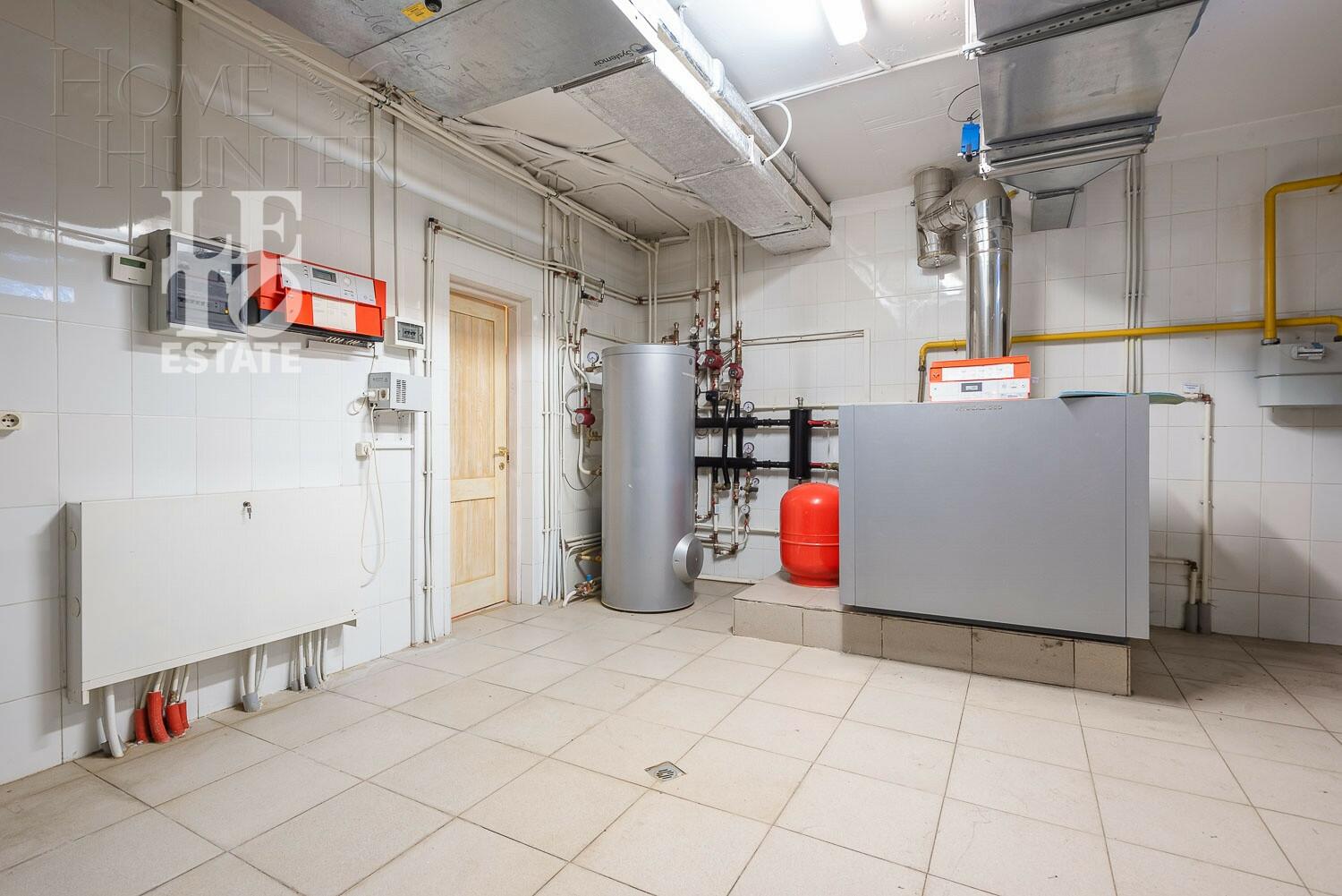 2-этажный коттедж 479.7 м² с отделкой