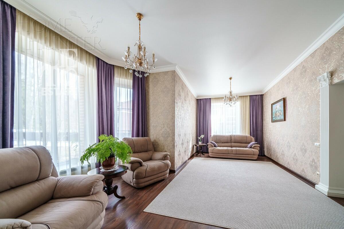 2-этажный коттедж 310.2 м² с отделкой