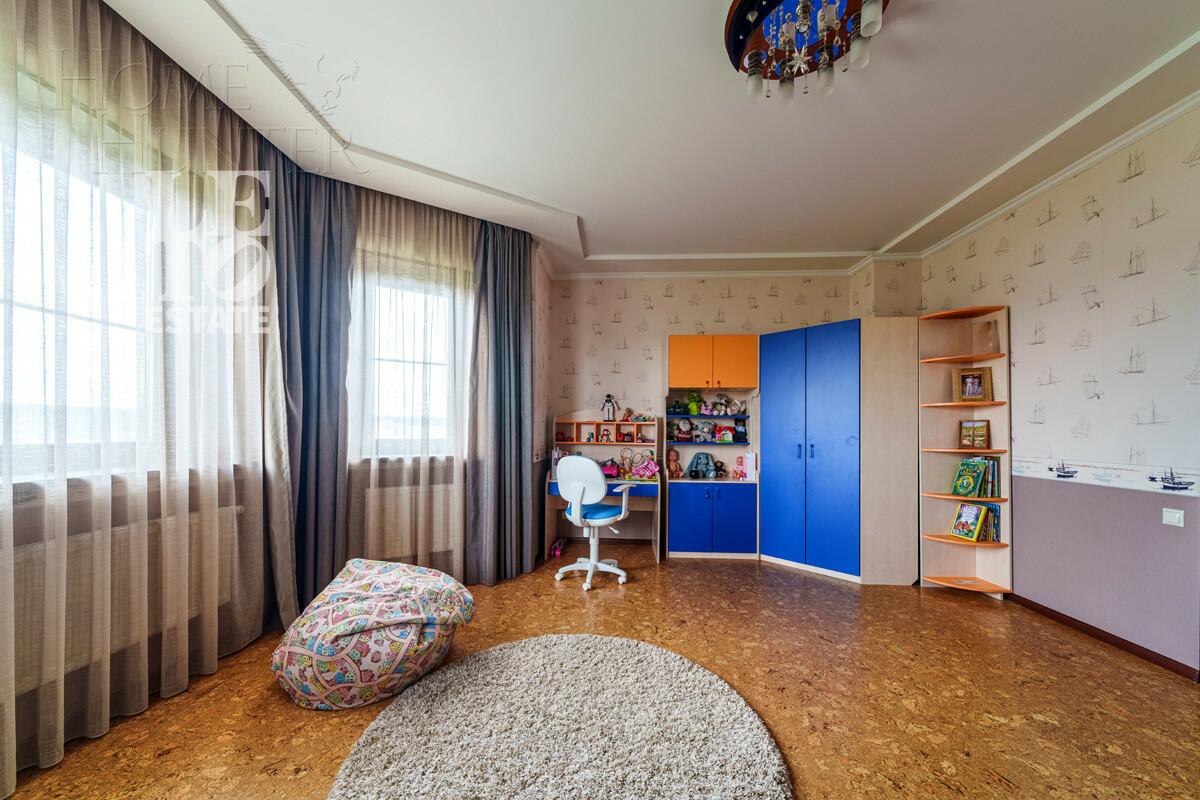 2-этажный коттедж 529.6 м² с отделкой