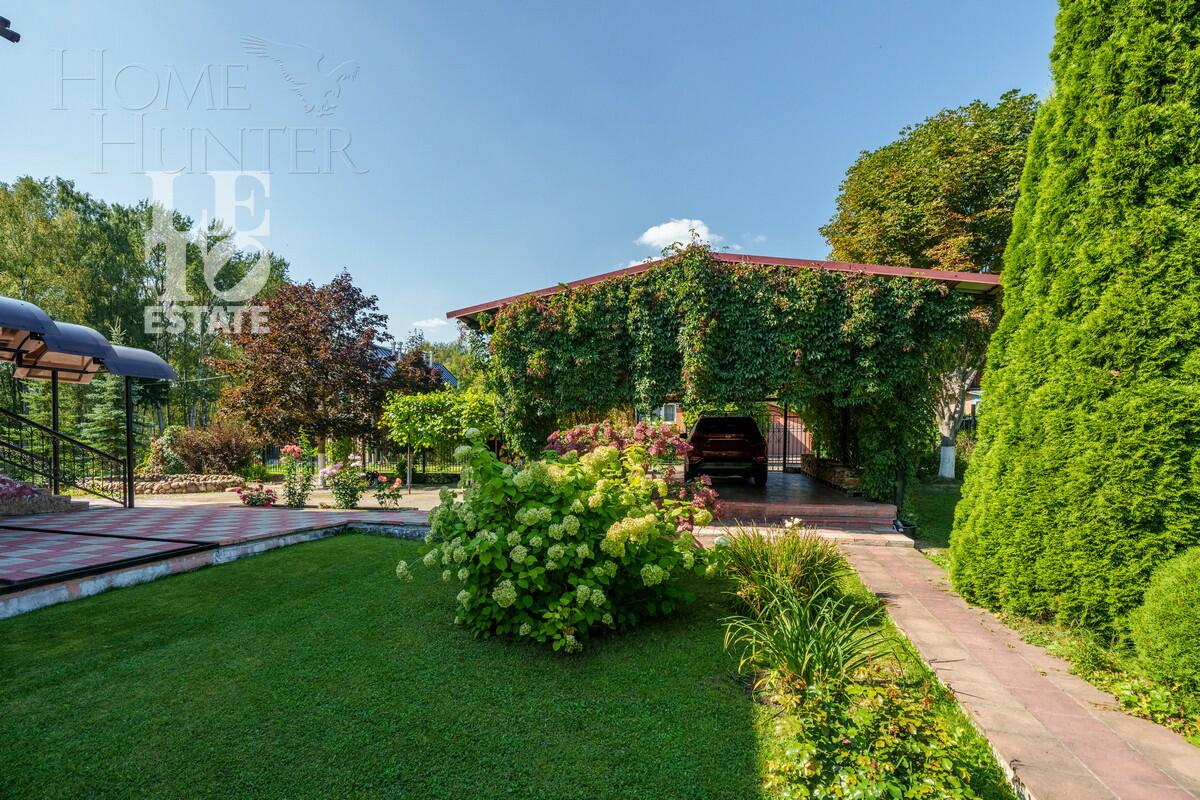 2-этажный коттедж 330 м² с отделкой