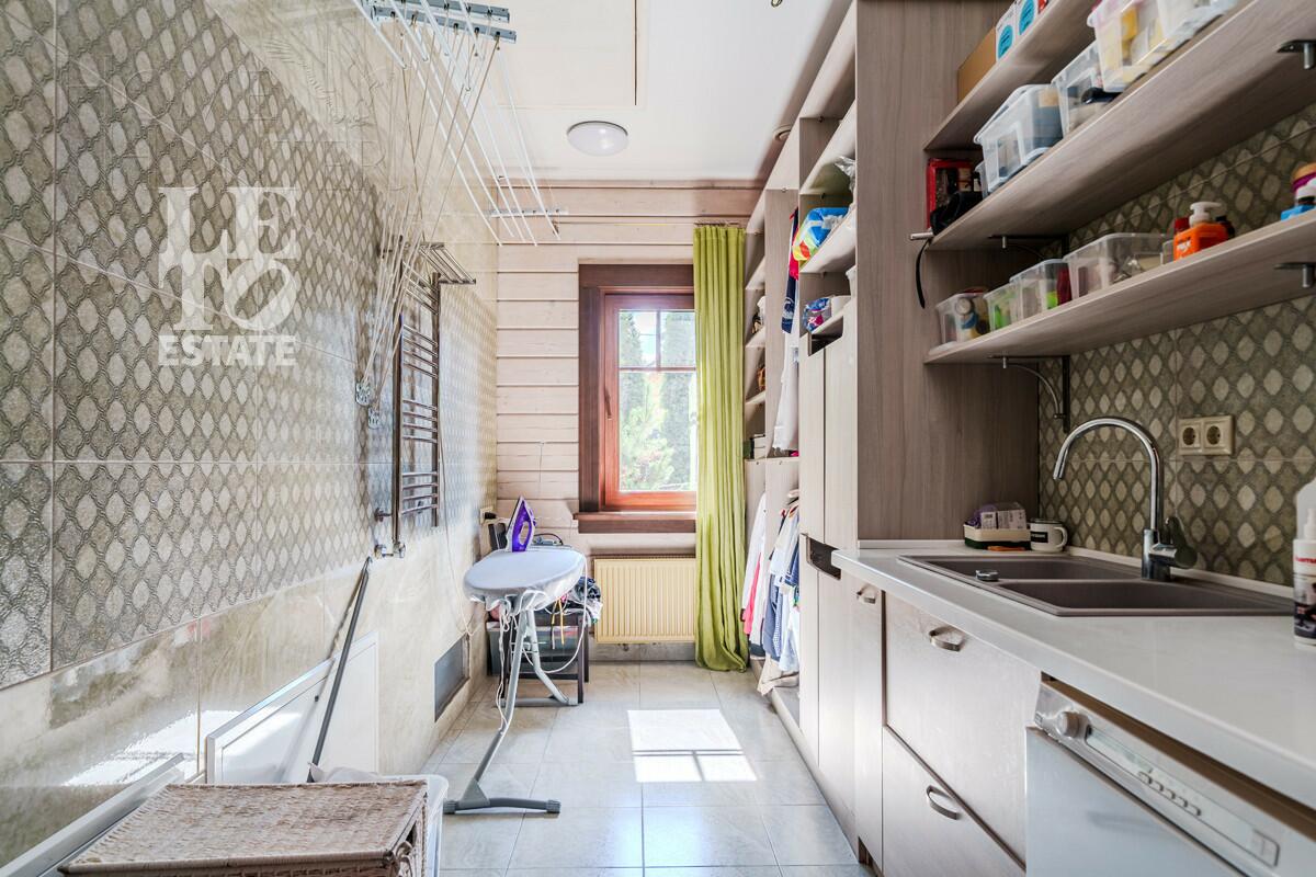 2-этажный коттедж 600 м² с отделкой