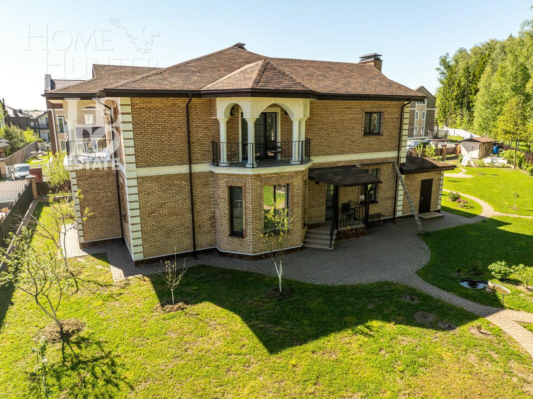 2-этажный коттедж 310.2 м² с отделкой