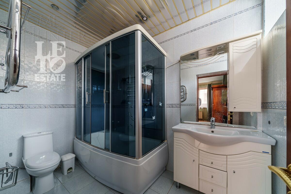 2-этажный коттедж 553.8 м² с отделкой